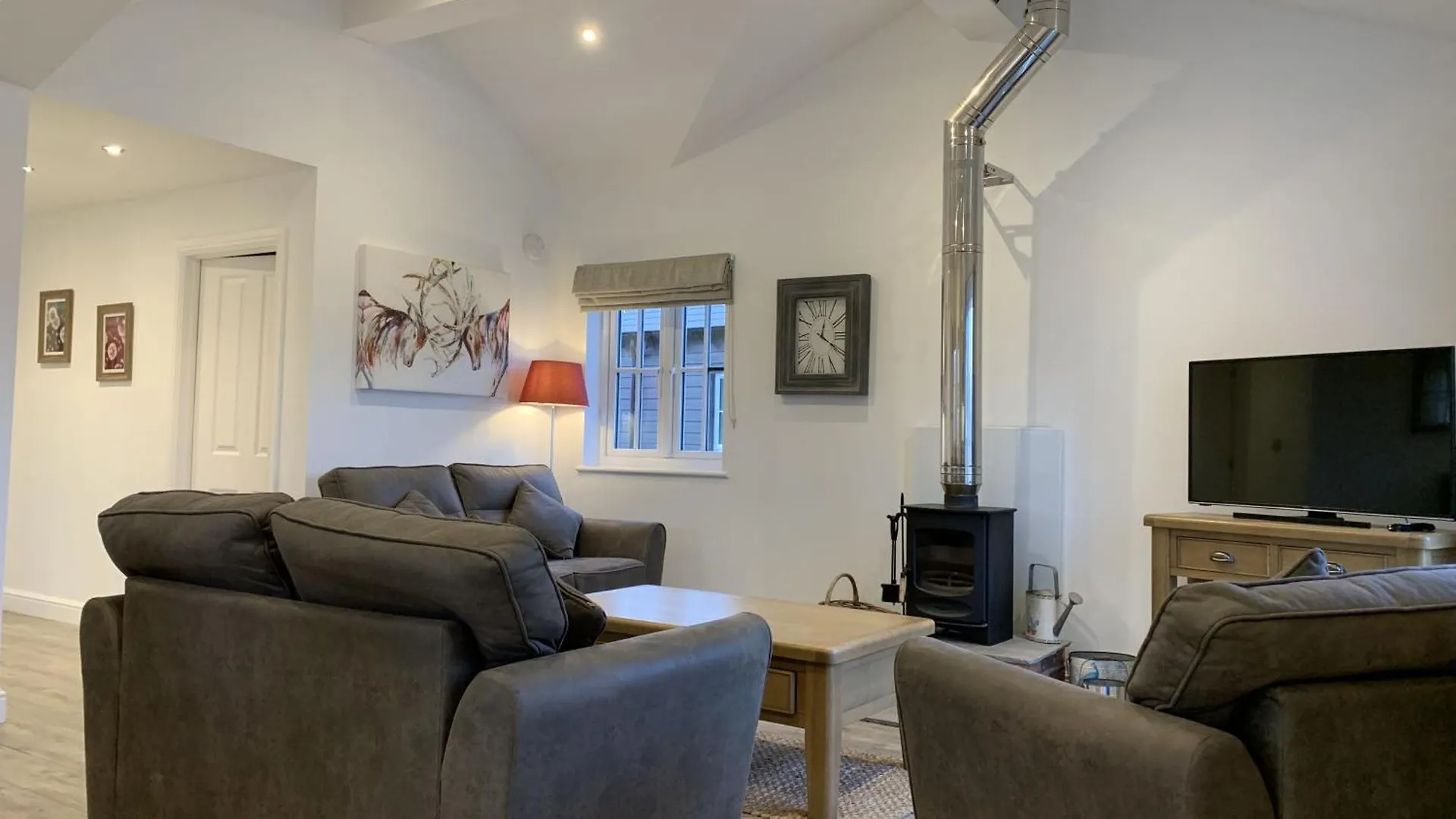 Alana Bay - A Meadow Lodge Sleeping 4-5 Filey